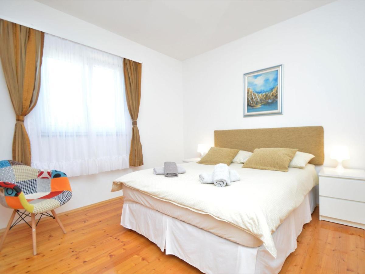 Mihotic By Interhome Holiday home Murter